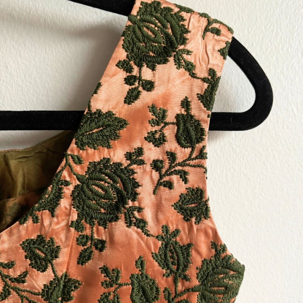 Stunning 60s Brocade Wiggle Dress & Matching Jacket - Picture 5 of 16